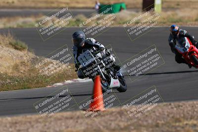 media/Apr-19-2025-AHRMA (Sat) [[3d98ca3309]]/Race/Group 8/Turn 4/